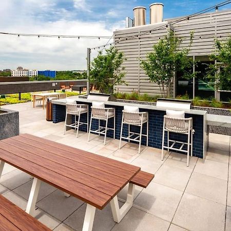 Gorgeous 1 Bedroom At Clarendon With Gym And Rooftop Arlington Bagian luar foto