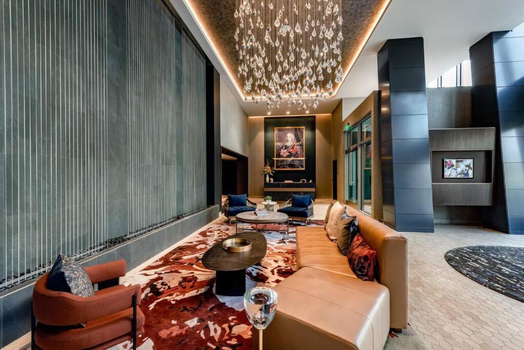 Gorgeous 1 Bedroom At Clarendon With Gym And Rooftop Arlington Bagian luar foto